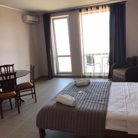 Hotel Golden Beach Затока Екстериор снимка