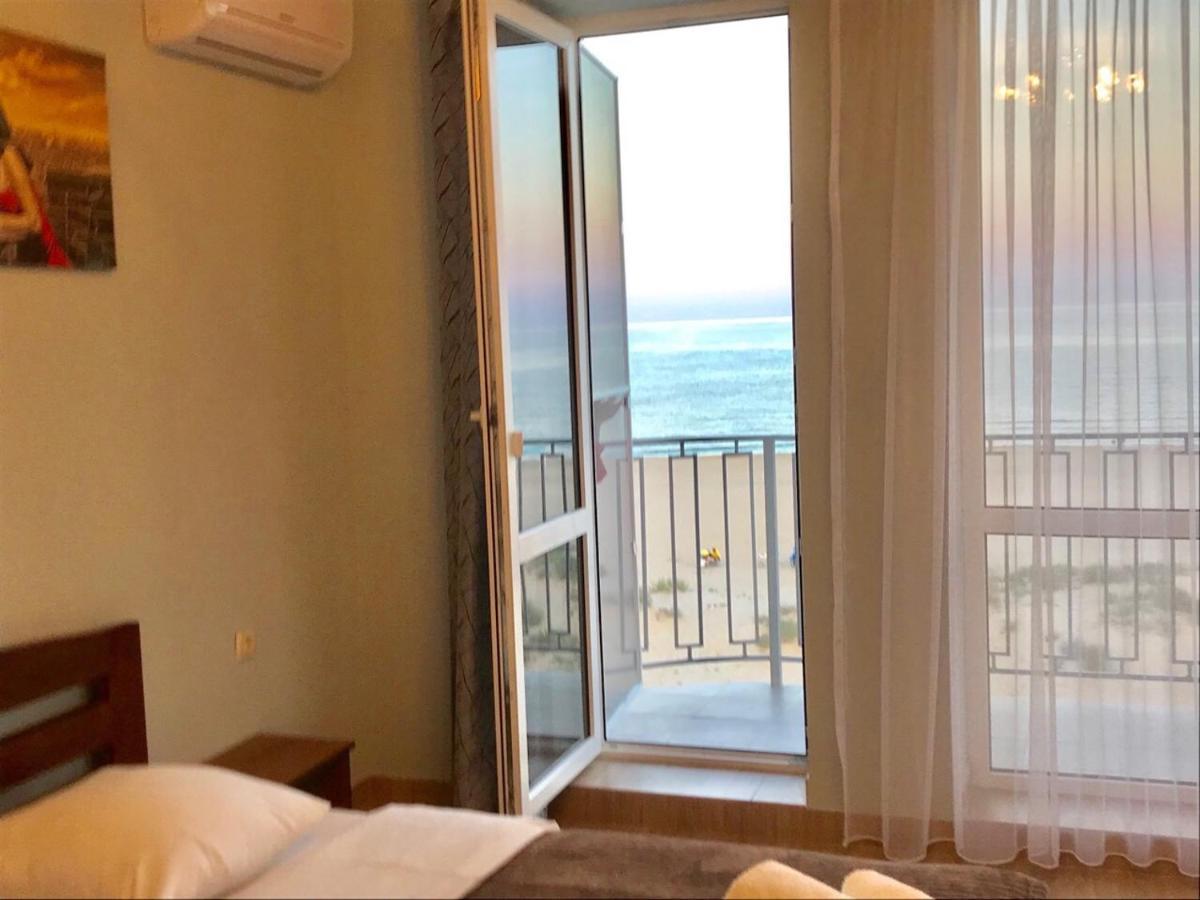 Hotel Golden Beach Затока Екстериор снимка