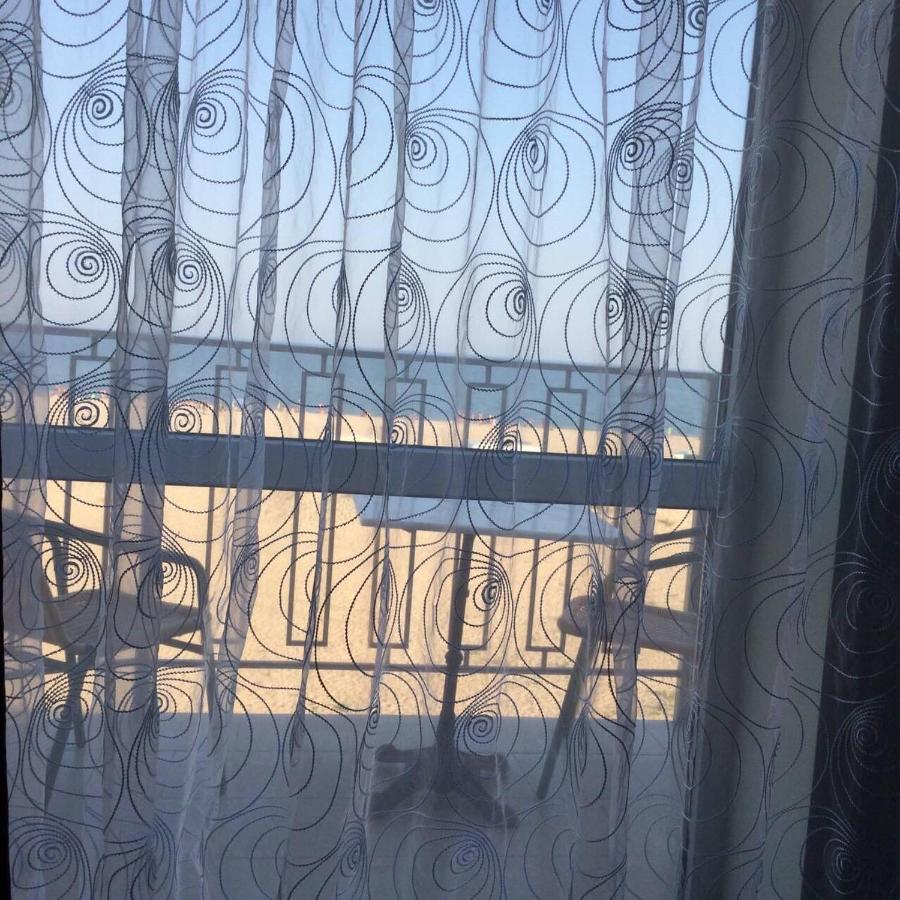 Hotel Golden Beach Затока Екстериор снимка