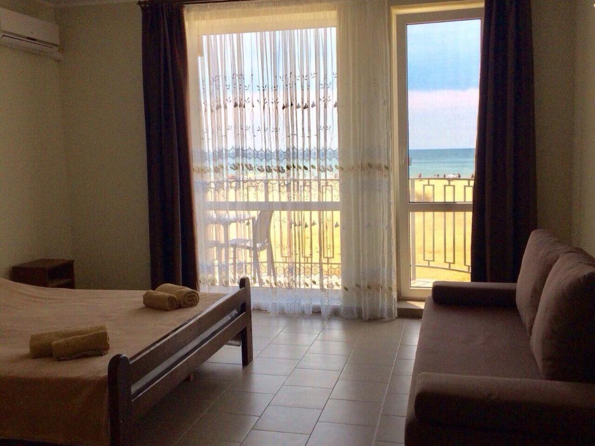 Hotel Golden Beach Затока Екстериор снимка