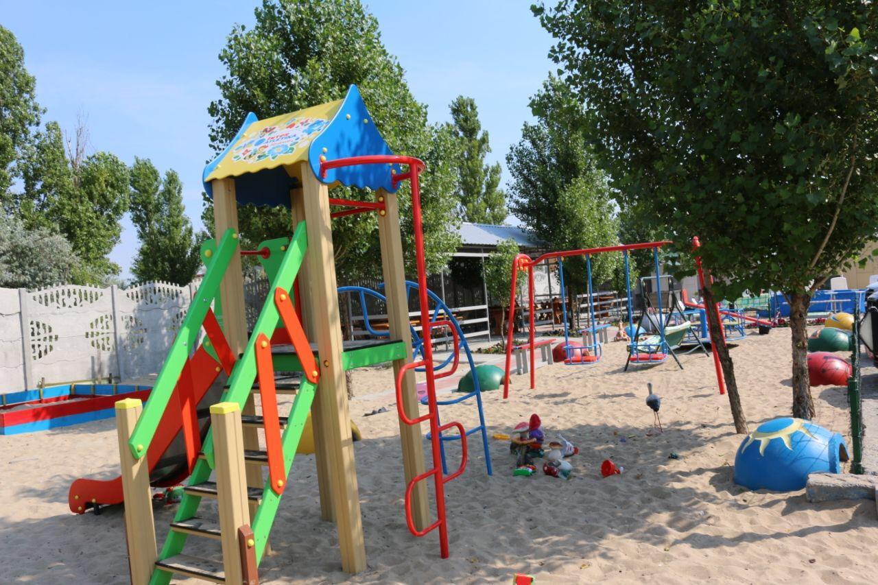 Hotel Golden Beach Затока Екстериор снимка