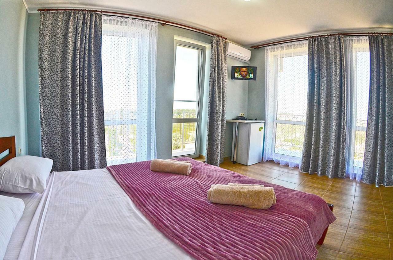 Hotel Golden Beach Затока Екстериор снимка