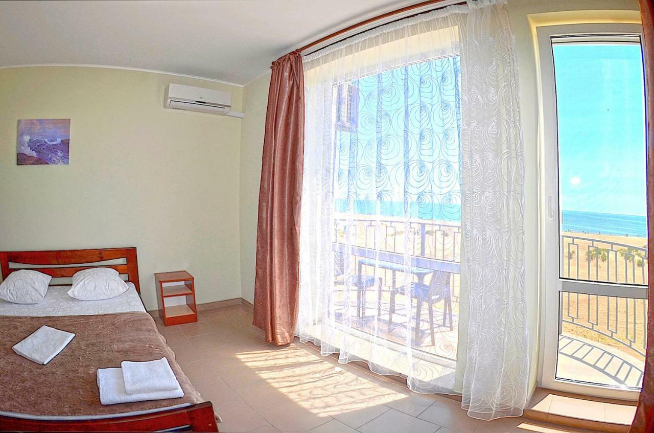 Hotel Golden Beach Затока Екстериор снимка